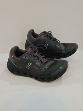 On Running CloudGo Women's Athletic Shoes in Teal and Black Size 8